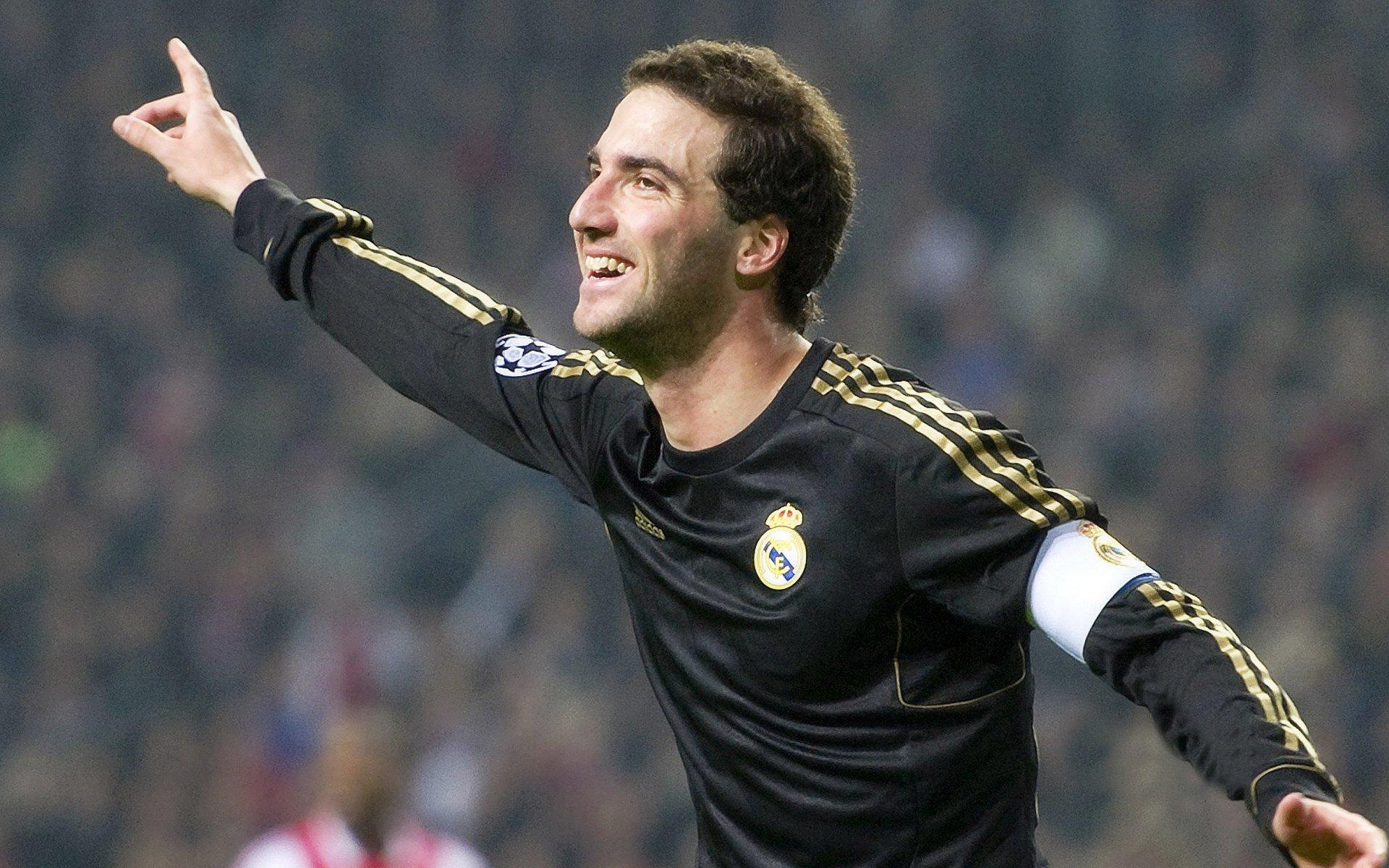 纽卡主帅埃迪-豪确认伊萨克伤情未愈，将缺席英超首轮并持续休战