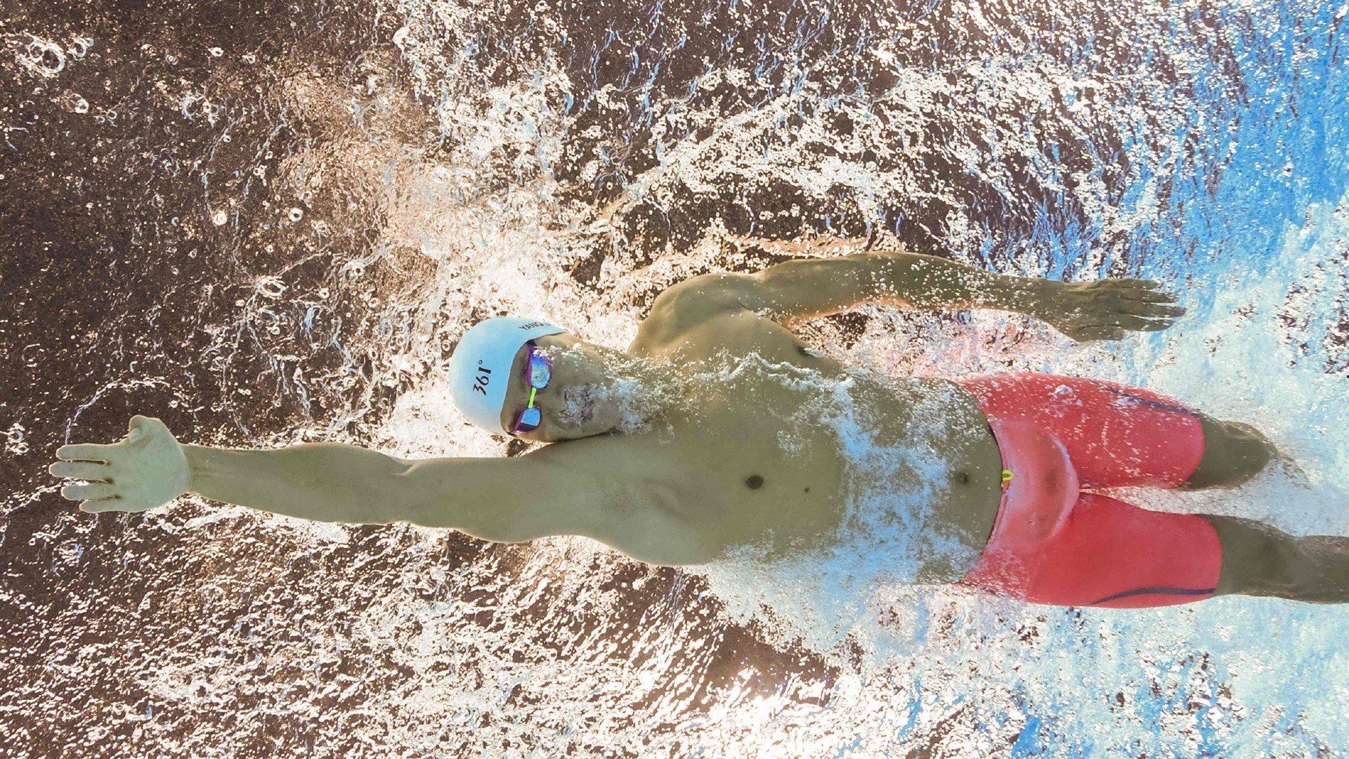 姆巴佩闪电三击创欧冠传奇 巴黎主场29分钟戴帽震撼欧洲